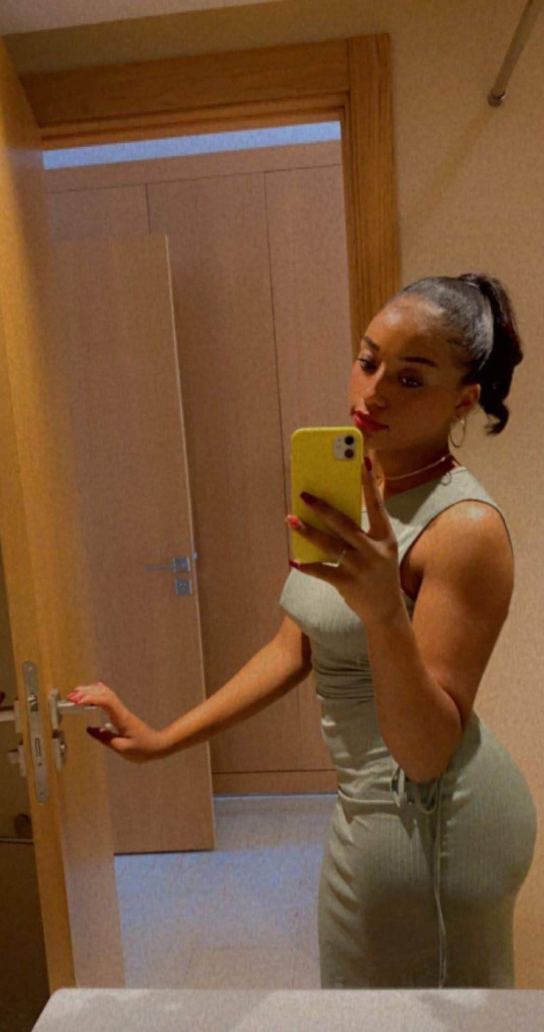 ���� ���