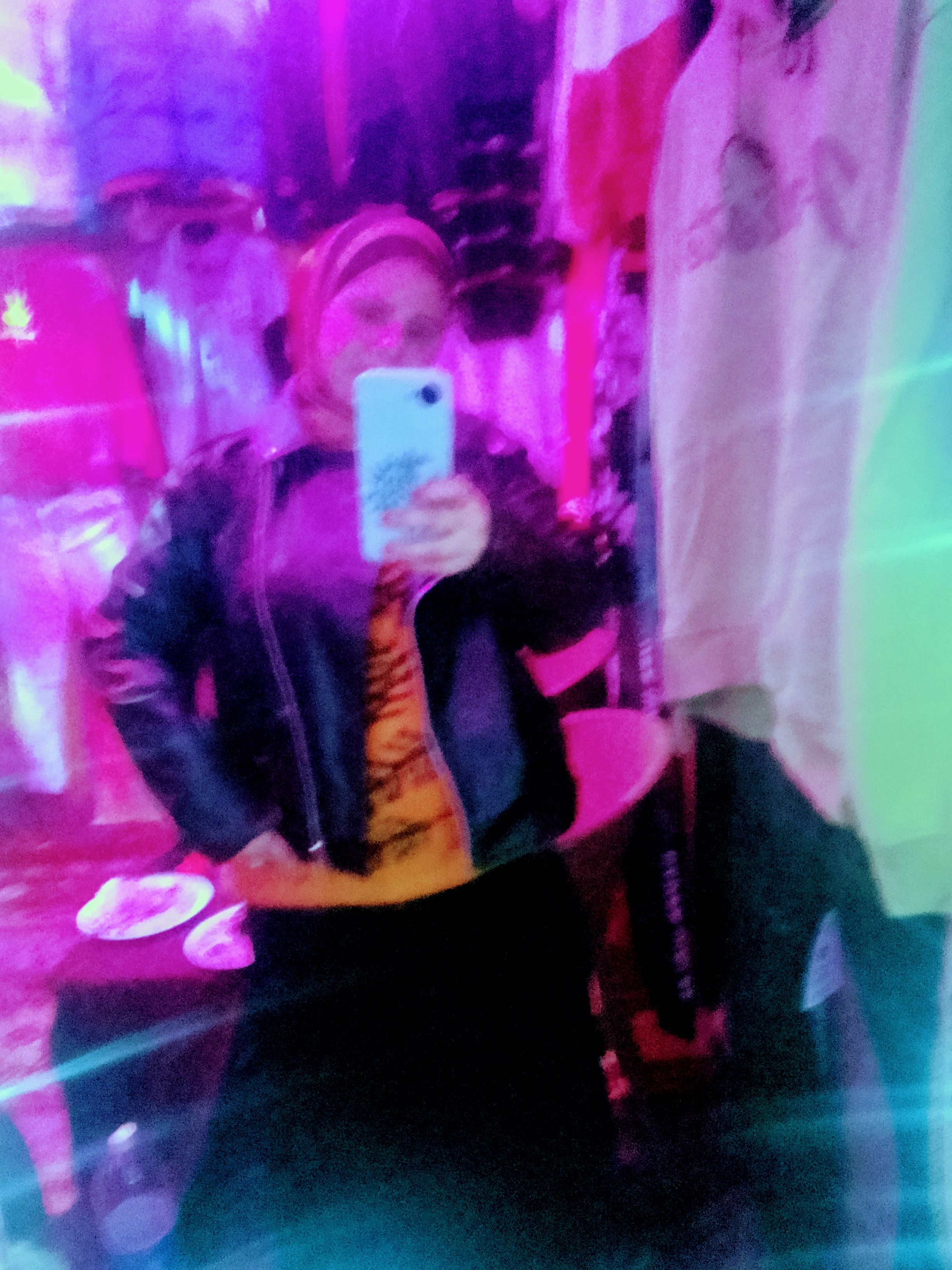 ��� � �����_EY2Ii