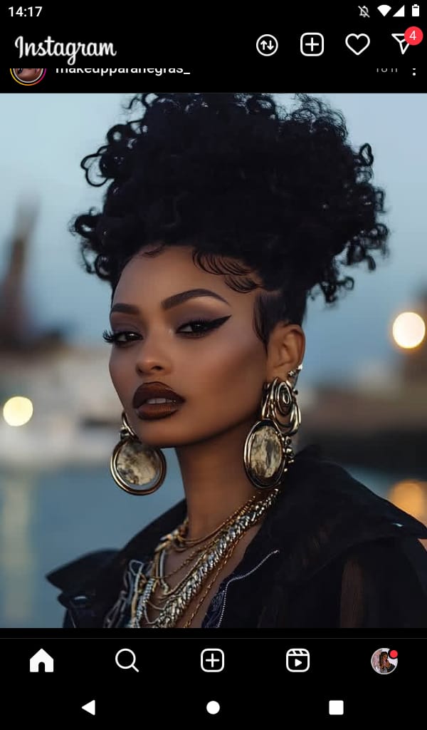 Khadija D�ja_yI6FS